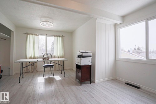 13520 124A Avenue, Edmonton, AB - Indoor