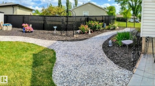 13520 124A Avenue, Edmonton, AB - Outdoor