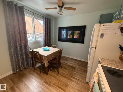 18525 66 Avenue, Edmonton, AB - Indoor Photo Showing Dining Room