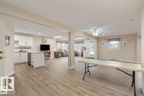 105 5212 25 Avenue Nw, Edmonton, AB - Indoor