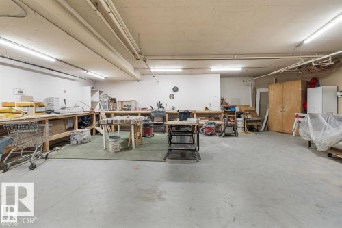 105 5212 25 Avenue Nw, Edmonton, AB - Indoor Photo Showing Garage