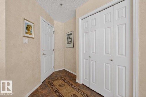 105 5212 25 Avenue Nw, Edmonton, AB - Indoor Photo Showing Other Room