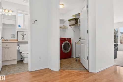 19019 49 Avenue, Edmonton, AB - Indoor Photo Showing Laundry Room