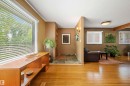 11622 76 Avenue, Edmonton, AB  - Indoor Photo Showing Other Room 