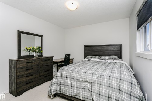 1230 163 Street, Edmonton, AB - Indoor Photo Showing Bedroom