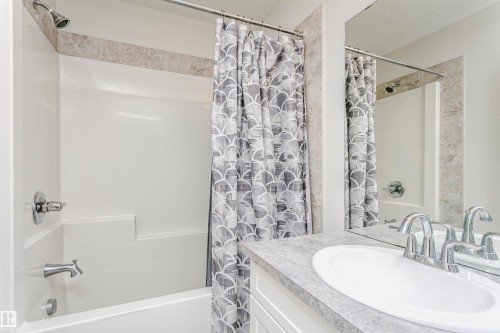 1230 163 Street, Edmonton, AB - Indoor Photo Showing Bathroom