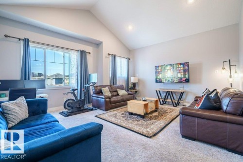 1603 158 Street, Edmonton, AB - Indoor Photo Showing Living Room