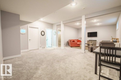 1603 158 Street, Edmonton, AB - Indoor