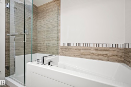 1901 11969 Jasper Avenue, Edmonton, AB - Indoor Photo Showing Bathroom