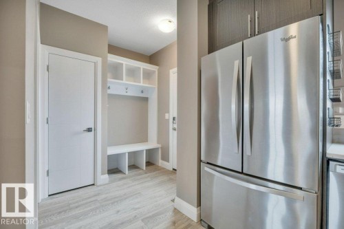 2036 South Creek Drive, Stony Plain, AB - Indoor