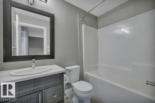2036 South Creek Drive, Stony Plain, AB - Indoor Photo Showing Bathroom