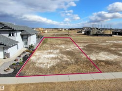 15 Whitetail Dr Mundare, AB T6B 3H0