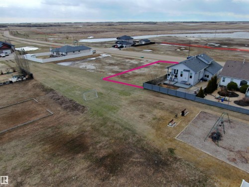 15 Whitetail Dr, Mundare, AB 