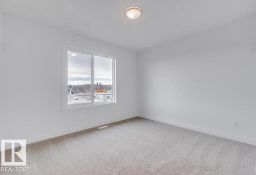 3780 Erlanger Drive, Edmonton, AB - Indoor Photo Showing Other Room