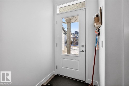 3780 Erlanger Drive, Edmonton, AB - Indoor Photo Showing Other Room