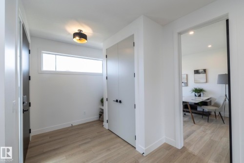 4541 Knight Wynd, Edmonton, AB - Indoor Photo Showing Other Room