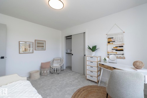 4541 Knight Wynd, Edmonton, AB - Indoor Photo Showing Bedroom