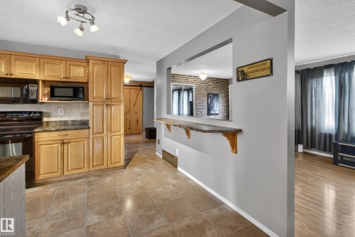 47 Duke Drive, Lamont, AB - Indoor Photo Showing Kitchen