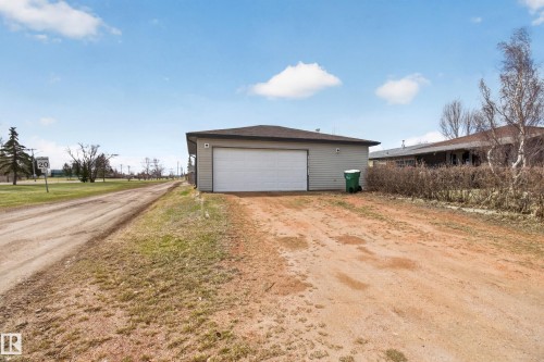 47 Duke Drive, Lamont, AB - Outdoor