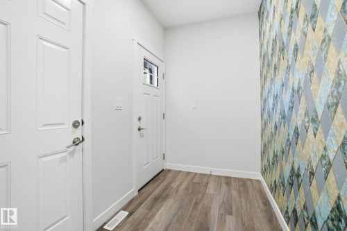 19732 28 Avenue, Edmonton, AB - Indoor Photo Showing Other Room