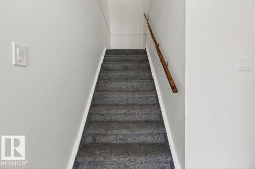 5510 186 Street, Edmonton, AB - Indoor Photo Showing Other Room