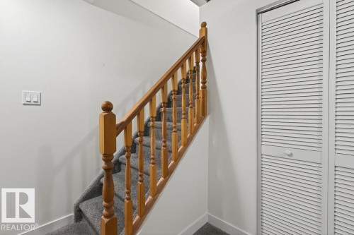 5510 186 Street, Edmonton, AB - Indoor Photo Showing Other Room