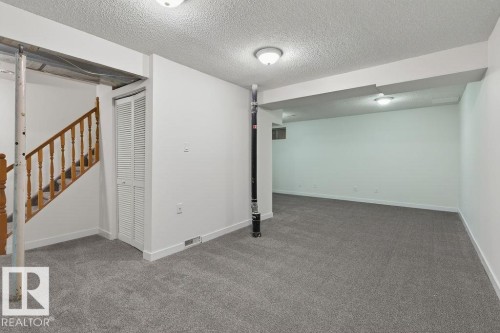 5510 186 Street, Edmonton, AB - Indoor Photo Showing Other Room