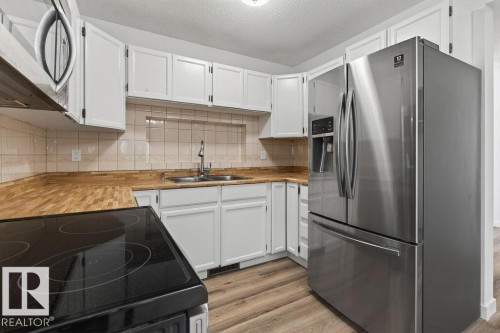 5510 186 Street, Edmonton, AB - Indoor Photo Showing Kitchen With Stainless Steel Kitchen With Double Sink