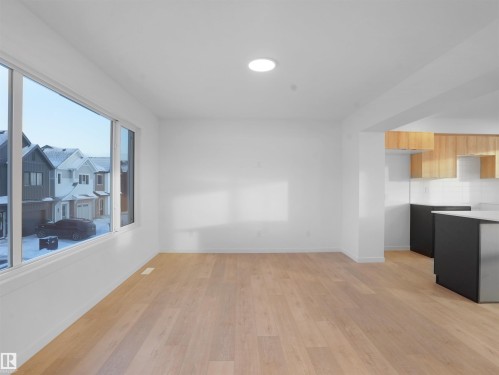 11 1430 Aster Way, Edmonton, AB - Indoor