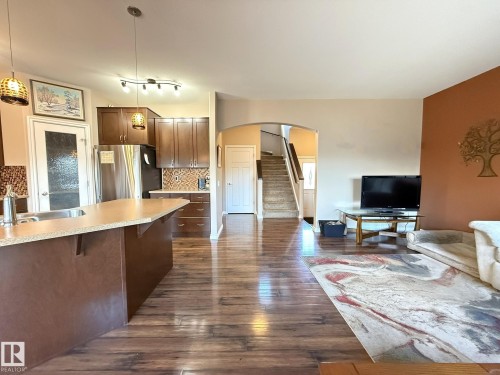 43 Selkirk Place, Leduc, AB - Indoor