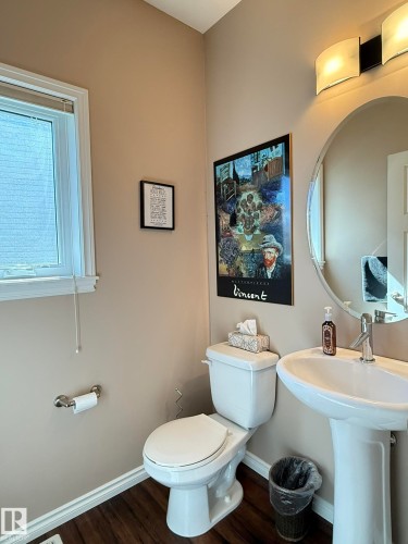 43 Selkirk Place, Leduc, AB - Indoor Photo Showing Bathroom