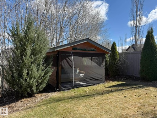 43 Selkirk Place, Leduc, AB - Outdoor