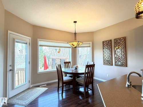 43 Selkirk Place, Leduc, AB - Indoor Photo Showing Dining Room