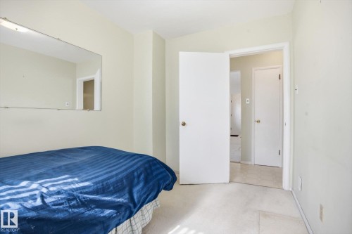10667 65 Street, Edmonton, AB - Indoor Photo Showing Bedroom
