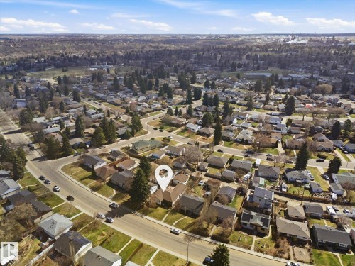 10667 65 Street, Edmonton, AB - Outdoor With View