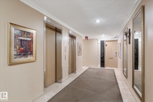 1002 9923 103 Street, Edmonton, AB - Indoor Photo Showing Other Room