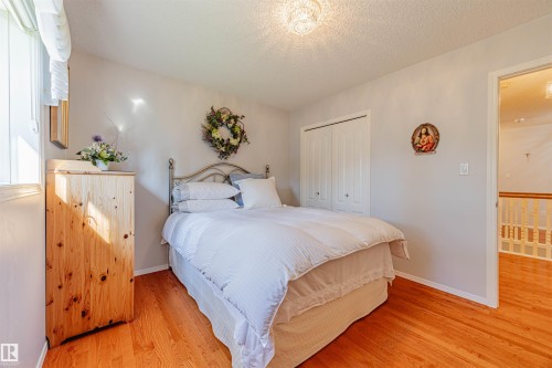 128 215 Blackburn East Drive, Edmonton, AB - Indoor Photo Showing Bedroom