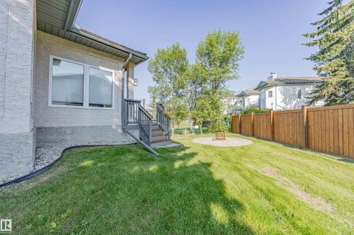 128 215 Blackburn East Drive, Edmonton, AB - Outdoor