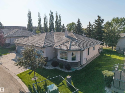 128 215 Blackburn East Drive, Edmonton, AB - Outdoor