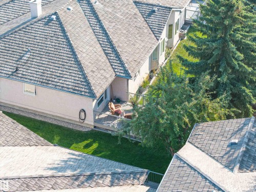 128 215 Blackburn East Drive, Edmonton, AB - Outdoor