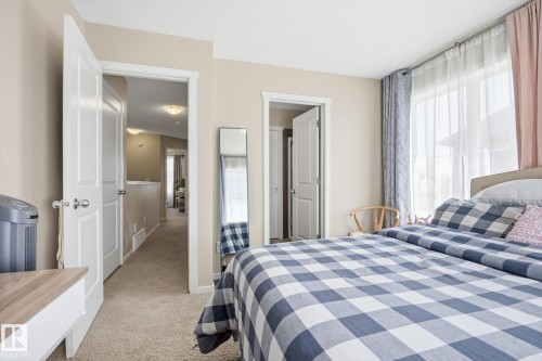 153 603 Watt Boulevard, Edmonton, AB - Indoor Photo Showing Bedroom