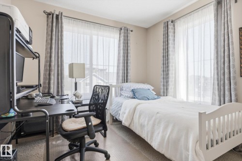 153 603 Watt Boulevard, Edmonton, AB - Indoor Photo Showing Bedroom