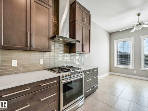 7515 173 Avenue, Edmonton, AB - Indoor Photo Showing Kitchen With Upgraded Kitchen