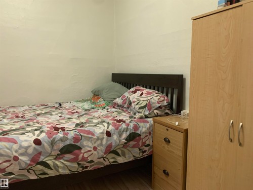 11305 89 Street, Edmonton, AB - Indoor Photo Showing Bedroom