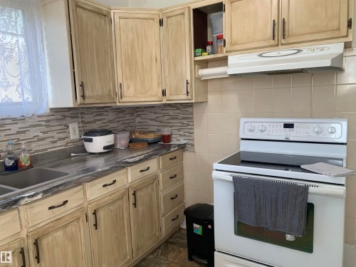 11305 89 Street, Edmonton, AB - Indoor Photo Showing Kitchen