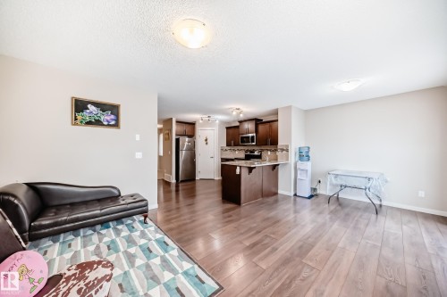 17304 73 Street, Edmonton, AB - Indoor Photo Showing Living Room
