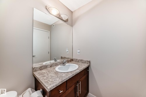 17304 73 Street, Edmonton, AB - Indoor Photo Showing Bathroom