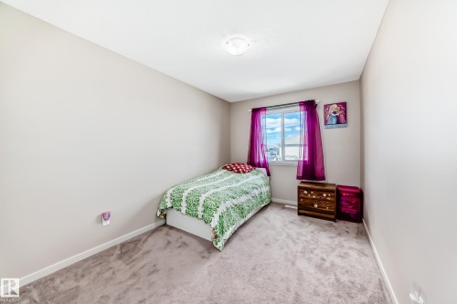 17304 73 Street, Edmonton, AB - Indoor Photo Showing Bedroom