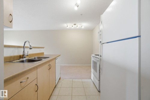 214 17011 67 Avenue, Edmonton, AB - Indoor Photo Showing Kitchen With Double Sink
