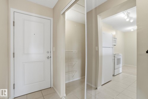 214 17011 67 Avenue, Edmonton, AB - Indoor Photo Showing Other Room